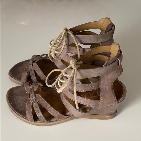 MJUS Sandals - Picture 6 of 10